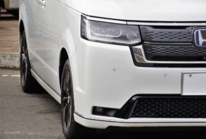 無地・無記名の車両で訪問します